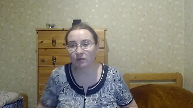 Snapshot of Smart_Rose chatting on 02-09-25, 04:29 Smart Rose online show from 02-09-25, 04:29