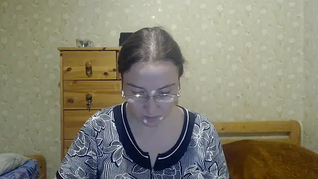 Snapshot of Smart_Rose chatting on 02-09-25, 08:02 Smart Rose online show from 02-09-25, 08:02