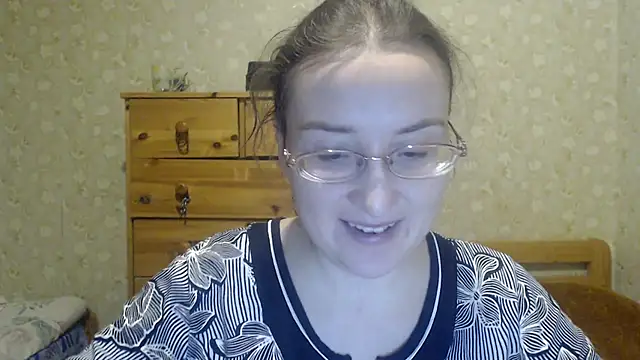 Snapshot of Smart_Rose chatting on 02-13-25, 03:56 Smart Rose online show from 02-13-25, 03:56