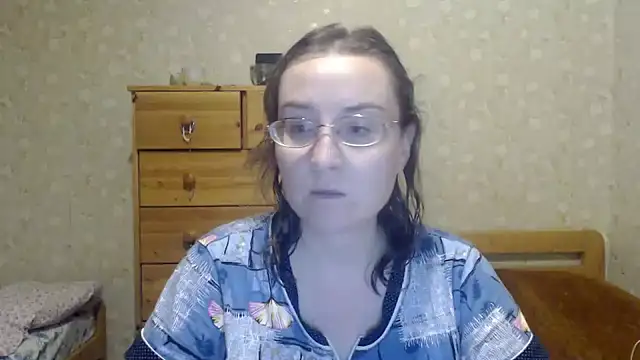 Snapshot of Smart_Rose chatting on 03-10-25, 10:02 Smart Rose online show from 03-10-25, 10:02