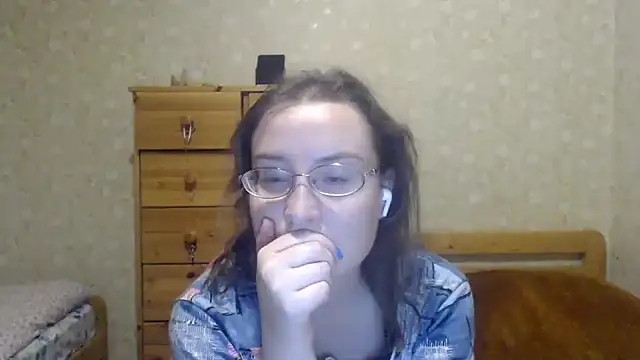 Snapshot of Smart_Rose chatting on 03-11-25, 03:56 Smart Rose online show from 03-11-25, 03:56