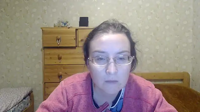 Snapshot of Smart_Rose chatting on 03-12-25, 09:13 Smart Rose online show from 03-12-25, 09:13