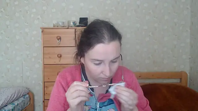 Snapshot of Smart_Rose chatting on 03-13-25, 12:35 Smart Rose online show from 03-13-25, 12:35