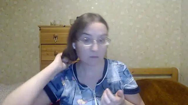 Snapshot of Smart_Rose chatting on 03-13-25, 10:10 Smart Rose online show from 03-13-25, 10:10