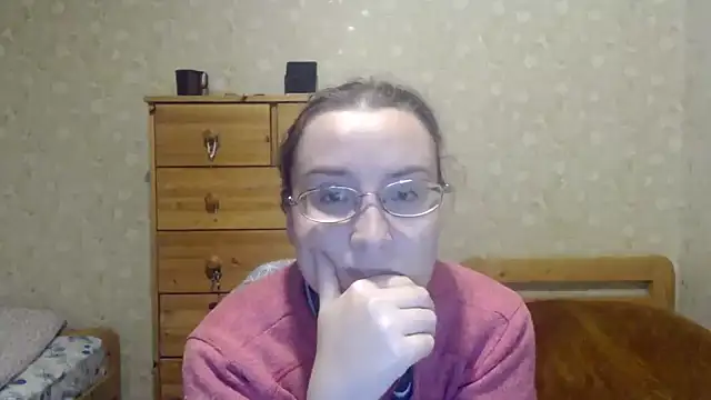 Snapshot of Smart_Rose chatting on 03-14-25, 06:07 Smart Rose online show from 03-14-25, 06:07