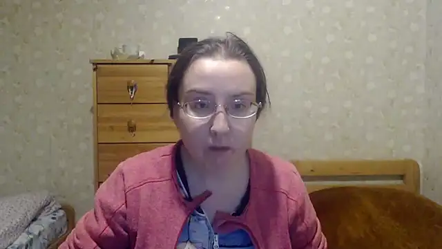 Snapshot of Smart_Rose chatting on 03-15-25, 07:05 Smart Rose online show from 03-15-25, 07:05