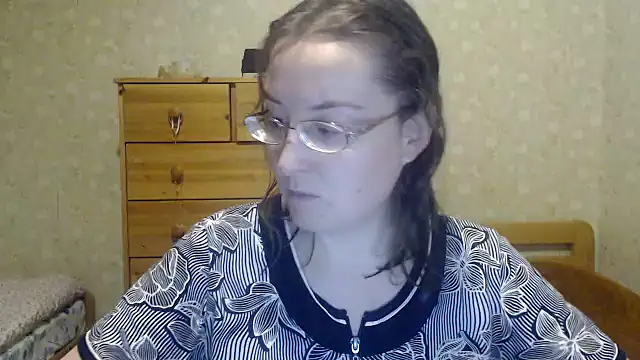 Snapshot of Smart_Rose chatting on 03-19-25, 09:16 Smart Rose online show from 03-19-25, 09:16