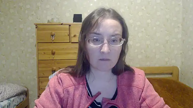 Snapshot of Smart_Rose chatting on 03-20-25, 12:19 Smart Rose online show from 03-20-25, 12:19