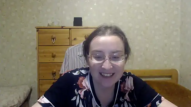 Snapshot of Smart_Rose chatting on 03-22-25, 10:48 Smart Rose online show from 03-22-25, 10:48