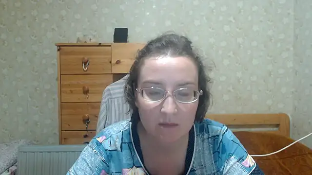 Snapshot of Smart_Rose chatting on 09-21-25, 10:11 Smart Rose online show from 09-21-25, 10:11