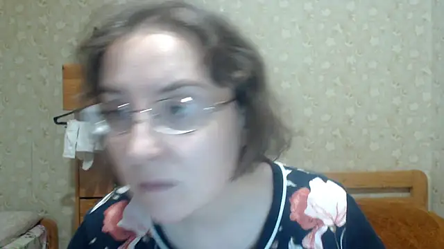 Smart Rose online show from 02-16-26, 01:02