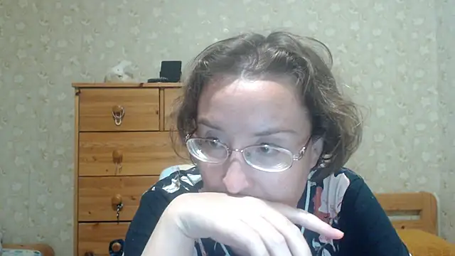 Snapshot of Smart_Rose chatting on 07-12-26, 09:28 Smart Rose online show from 07-12-26, 09:28