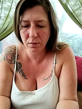 Snapshot of Natali_UA chatting on 05-18-26, 09:37 Natali UA online show from 05-18-26, 09:37