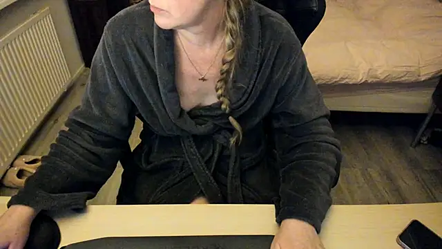 Snapshot of minoesje37 chatting on 02-03-25, 08:46 minoesje37 online show from 02-03-25, 08:46