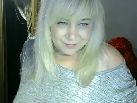 Snapshot of AgoniA7 chatting on 12-15-24, 04:15 AgoniA7 online show from 12-15-24, 04:15