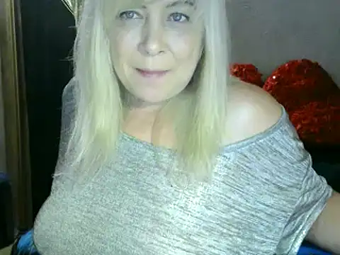 Snapshot of AgoniA7 chatting on 01-26-25, 04:20 AgoniA7 online show from 01-26-25, 04:20