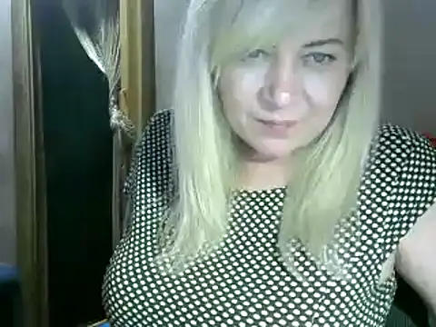 Snapshot of AgoniA7 chatting on 03-02-25, 05:58 AgoniA7 online show from 03-02-25, 05:58