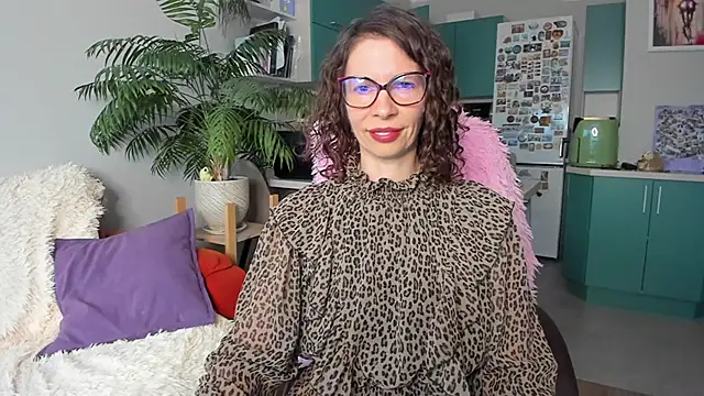 ChristinaGlory online show from 05-31-26, 06:09