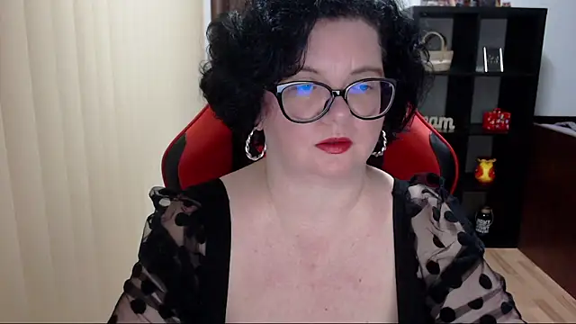 MissTroublle online show from 02-09-25, 12:41