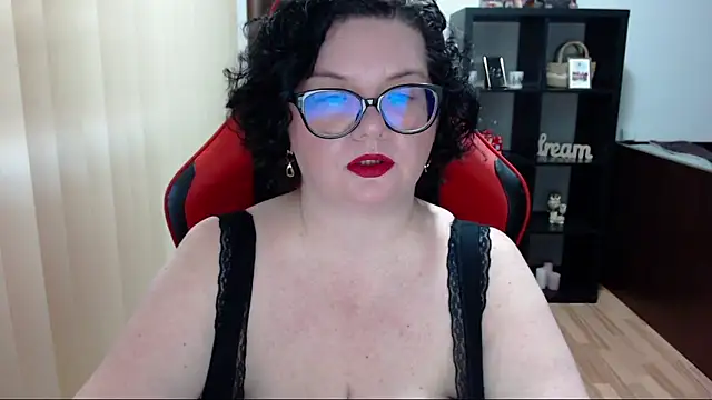 MissTroublle online show from 03-07-25, 09:40