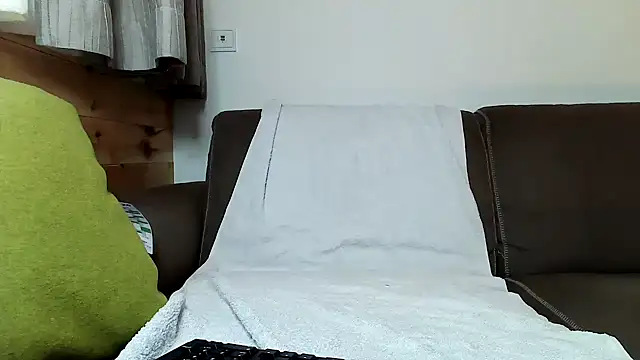 Snapshot of chili_80 chatting on 01-11-25, 03:31 chili 80 online show from 01-11-25, 03:31