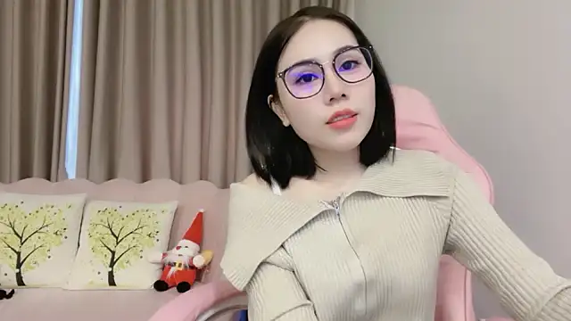 Meilian2021 online show from 12-30-24, 04:42