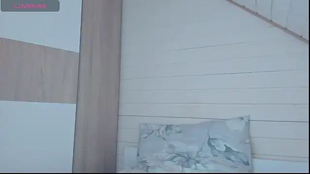 I AM MILF online show from 09-10-25, 05:46