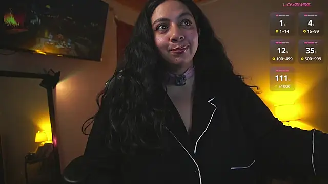 Snapshot of coraline_latin chatting on 07-13-26, 12:02 coraline latin online show from 07-13-26, 12:02