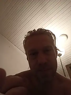 AthleticWomenizer2 online show from 11-02-25, 01:41