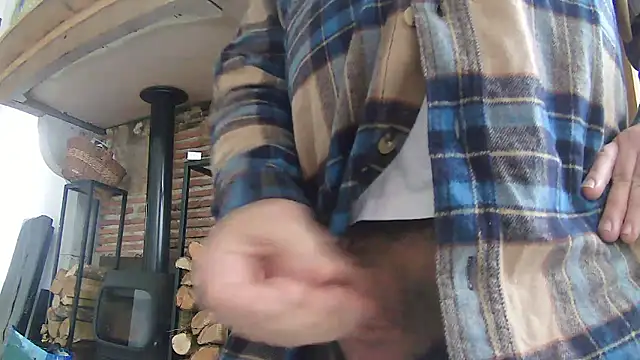 Snapshot of phlox3 chatting on 01-13-26, 10:42 phlox3 online show from 01-13-26, 10:42