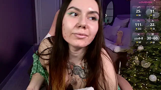 Foxohlove online show from 12-19-24, 03:30