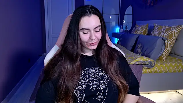 Foxohlove online show from 09-26-25, 05:17