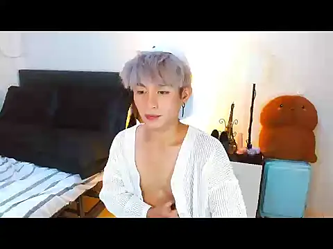 Snapshot of WildestTwink chatting on 04-29-26, 02:54 WildestTwink online show from 04-29-26, 02:54