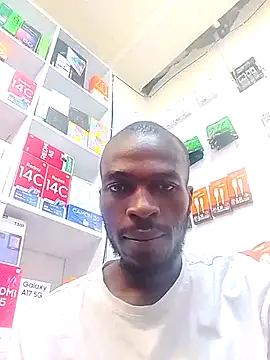 Snapshot of Kentcharming chatting on 10-13-25, 09:53 Kentcharming online show from 10-13-25, 09:53