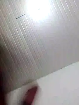 Snapshot of Kentcharming chatting on 10-14-25, 06:09 Kentcharming online show from 10-14-25, 06:09