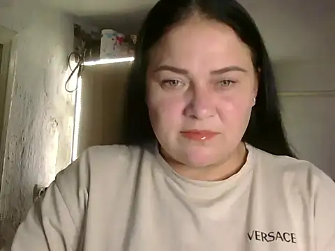 Snapshot of TammyAh chatting on 10-15-25, 06:41 TammyAh online show from 10-15-25, 06:41