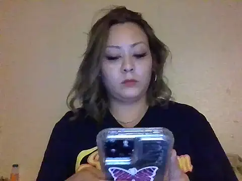 Snapshot of YOUNGFLICKA chatting on 11-20-25, 02:12 YOUNGFLICKA online show from 11-20-25, 02:12