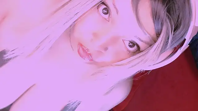 Snapshot of Honey_Lucy1 chatting on 07-15-26, 12:10 Honey Lucy1 online show from 07-15-26, 12:10
