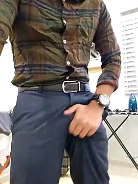 Snapshot of shakir12340 chatting on 11-14-25, 11:31 shakir12340 online show from 11-14-25, 11:31