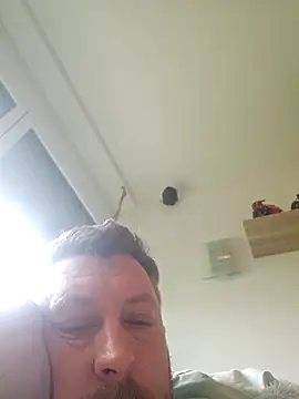 ktmtom247 online show from 12-20-25, 08:32