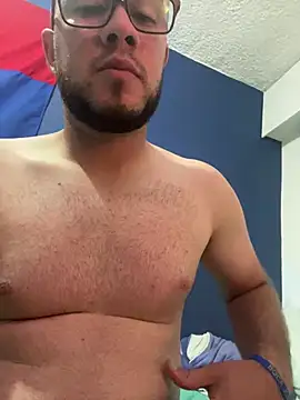 AlejoStrep online show from 03-05-26, 05:36