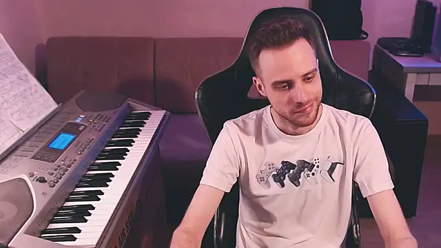 Sweetparker online show from 10-11-25, 04:05