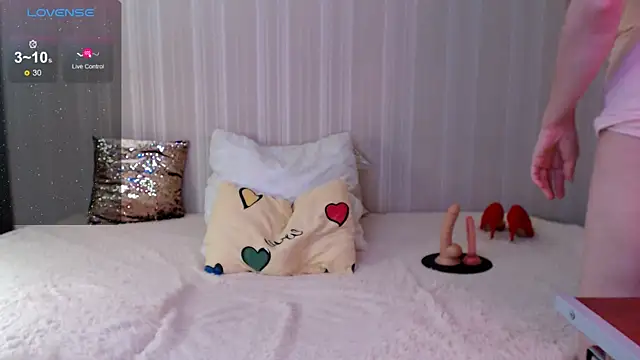 SylviaFoxy online show from 01-31-25, 08:33