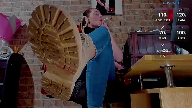 MrsVenus online show from 03-04-25, 01:59