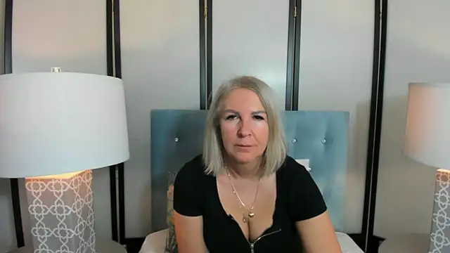 EricaTop online show from 12-22-24, 05:56