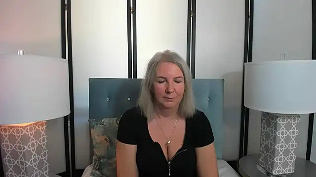 EricaTop online show from 02-22-25, 09:34