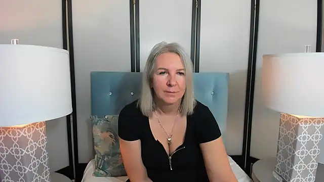 EricaTop online show from 02-23-25, 05:45