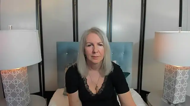 EricaTop online show from 03-04-26, 06:58