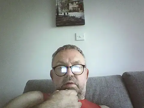 Snapshot of DrewDongle chatting on 01-09-26, 10:29 DrewDongle online show from 01-09-26, 10:29