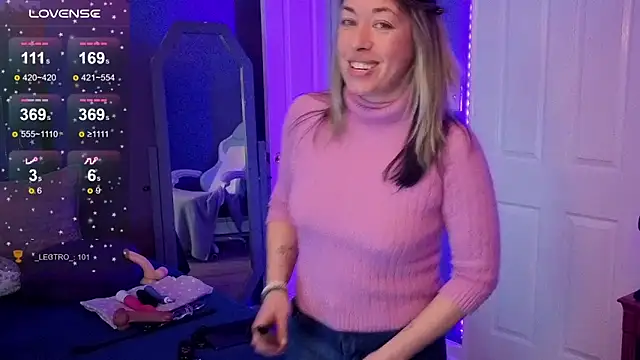 Snapshot of _NinaLuvSins_ chatting on 01-13-26, 04:23 NinaLuvSins online show from 01-13-26, 04:23